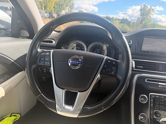 Volvo XC70 19 of 24