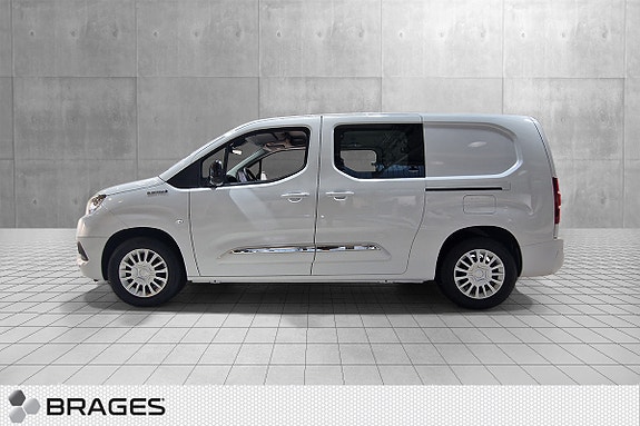 Toyota Proace City 2 of 16