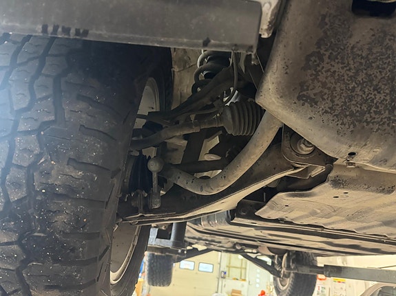 Mitsubishi Pajero 30 of 30