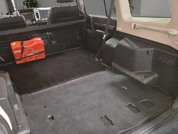 Mitsubishi Pajero 22 of 27