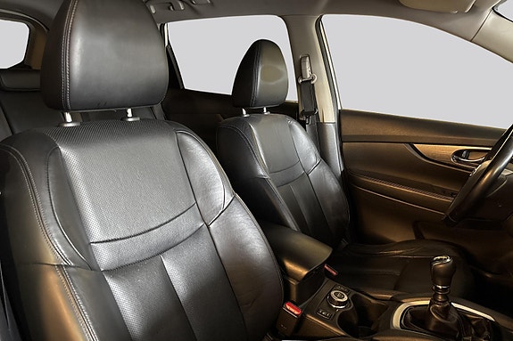 Nissan X-Trail 18 of 22