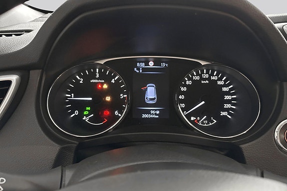 Nissan X-Trail 9 of 22