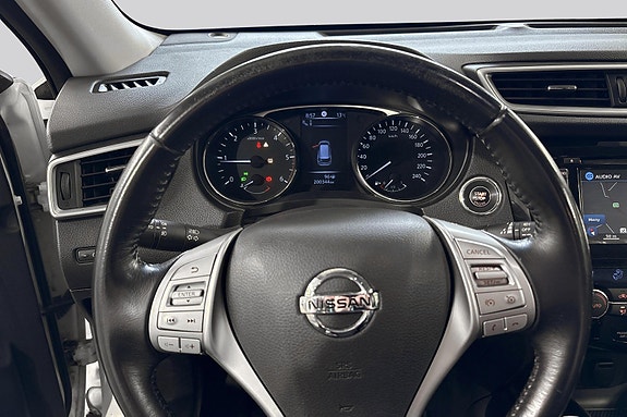 Nissan X-Trail 8 of 22