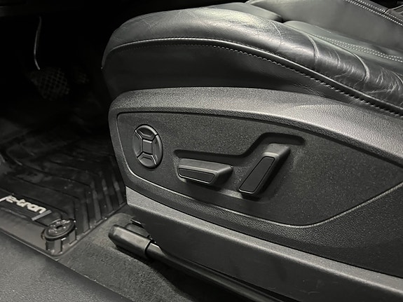 Audi e-tron 18 of 30