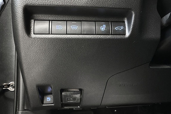 Toyota RAV4 27 of 28