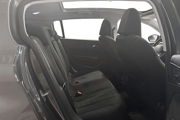 Peugeot 308 22 of 27