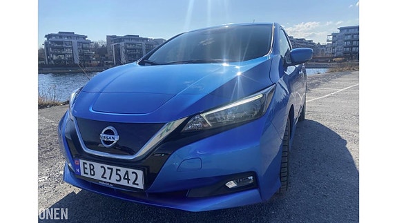 Nissan Leaf 2 of 9