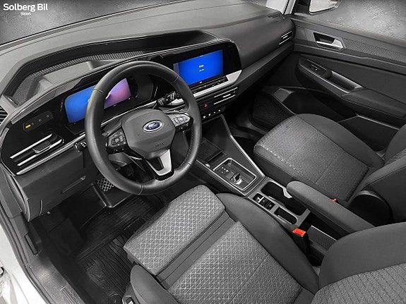 Ford Transit Connect 13 of 24