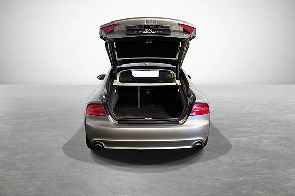 Audi A7 8 of 27