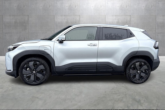 Toyota Urban Cruiser 2 of 26