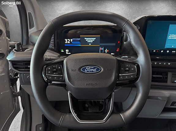 Ford Transit Custom 20 of 28
