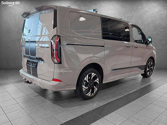 Ford Transit Custom 4 of 28