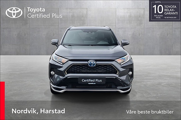 Toyota RAV4 7 of 20