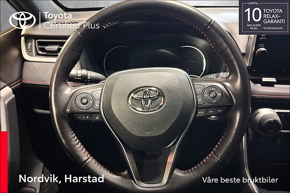 Toyota RAV4 12 of 20