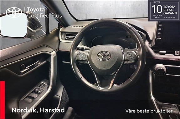 Toyota RAV4 11 of 20