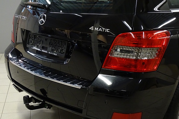 Mercedes-Benz GLK220 20 of 30