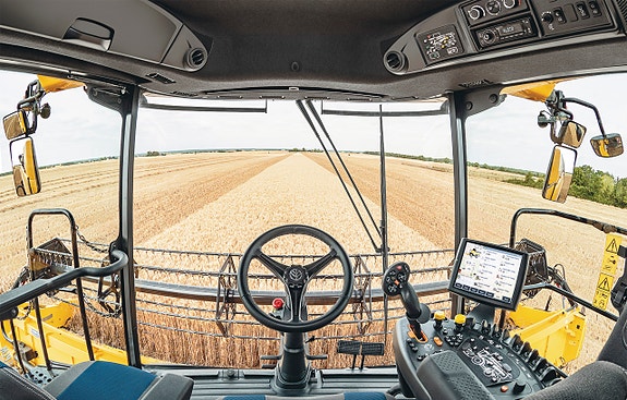 New Holland CX 7.90 2 of 4