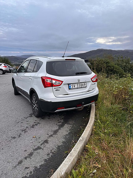 Suzuki SX4 S-Cross 5 of 14