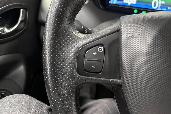 Renault Zoe 16 of 24