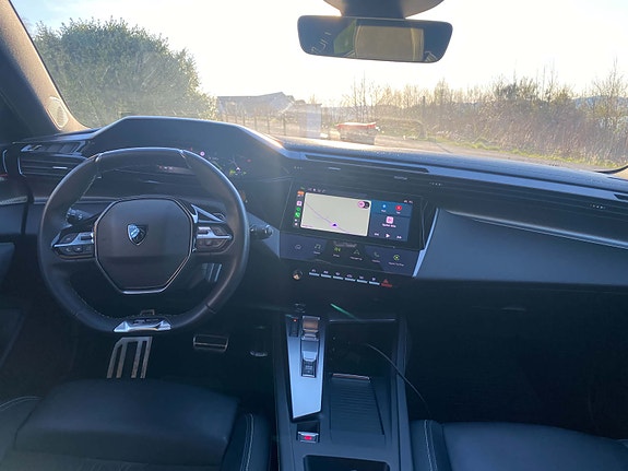 Peugeot 308 3 of 18
