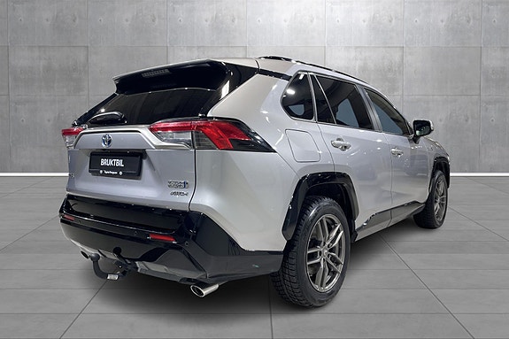 Toyota RAV4 5 of 19