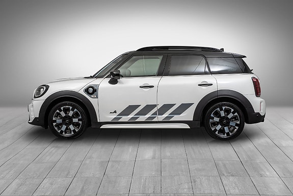 MINI Countryman Cooper SE 2 of 24