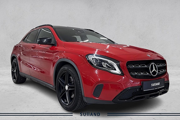 Mercedes-Benz GLA220 19 of 25