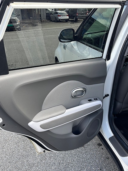 Kia Soul 14 of 28