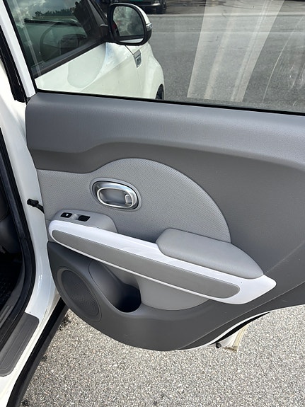 Kia Soul 9 of 28