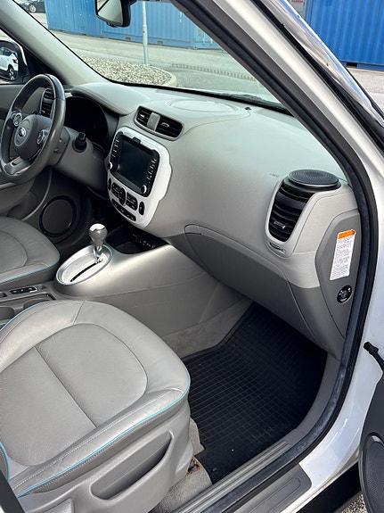 Kia Soul 13 of 28