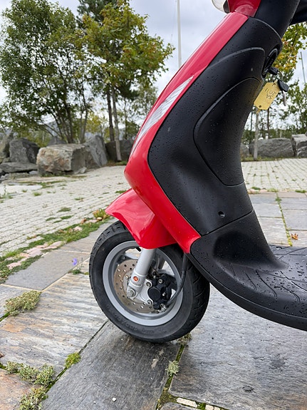 Piaggio ZIP 50 13 of 17