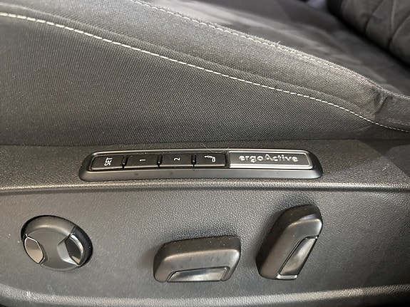 Volkswagen Golf VIII 11 of 20