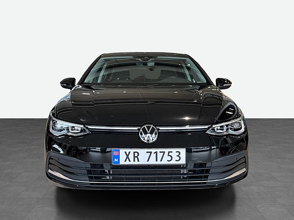 Volkswagen Golf VIII 2 of 20