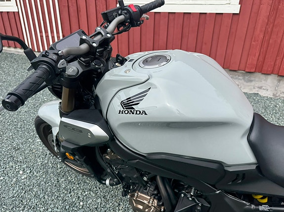 Honda CB 650 R 11 of 20