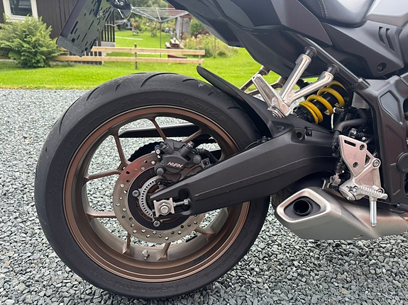 Honda CB 650 R 18 of 20