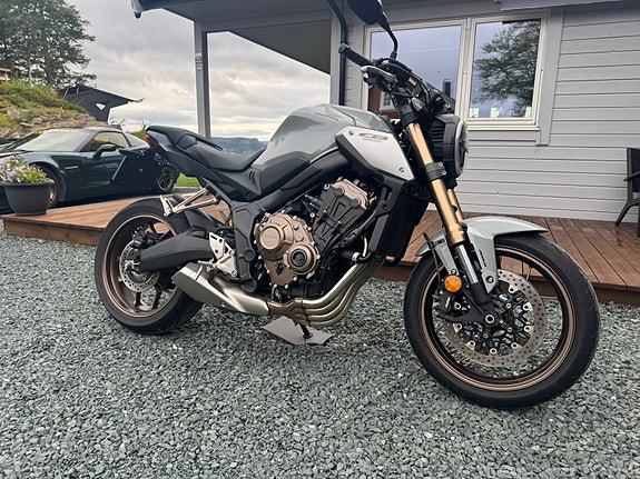 Honda CB 650 R 20 of 20