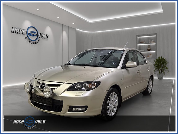 Mazda 3 2 of 28