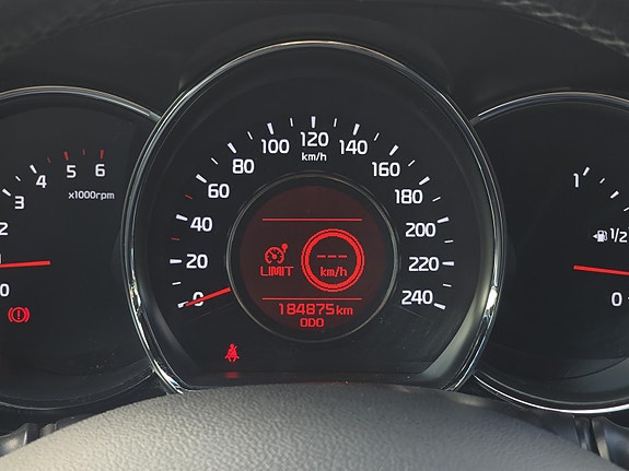 Kia Ceed 29 of 29