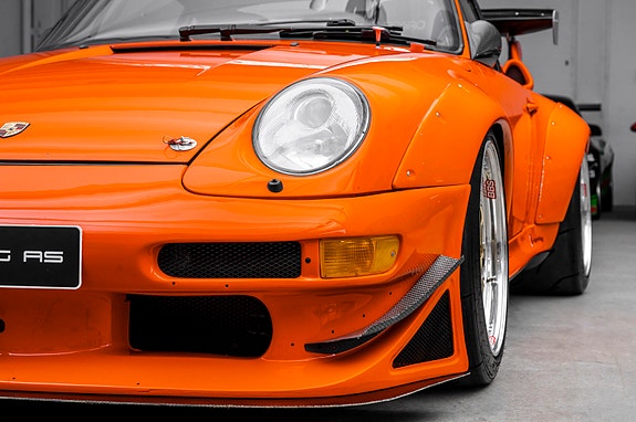 Porsche 911 3 of 30