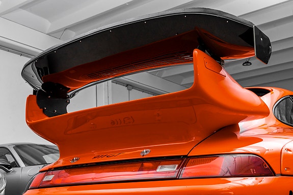 Porsche 911 21 of 30