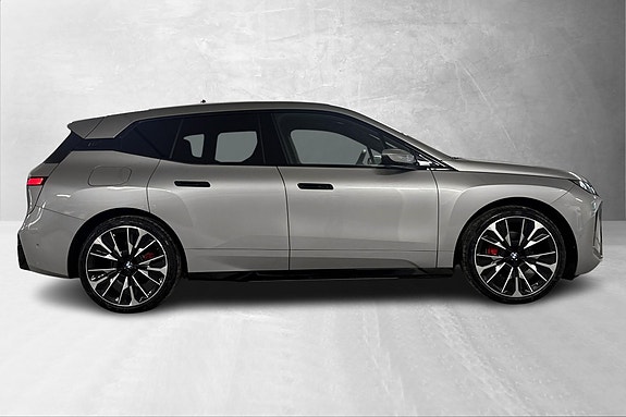 BMW iX 6 of 30
