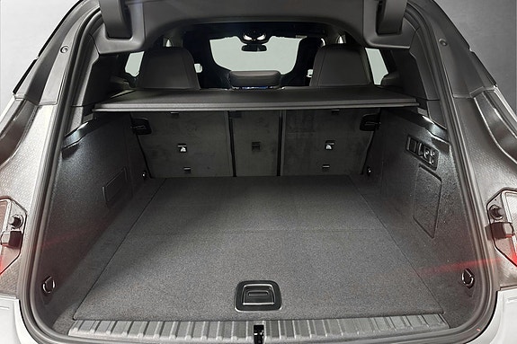 BMW iX 19 of 30