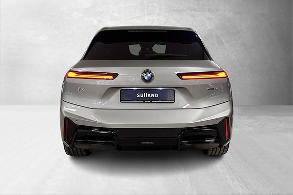 BMW iX 4 of 30