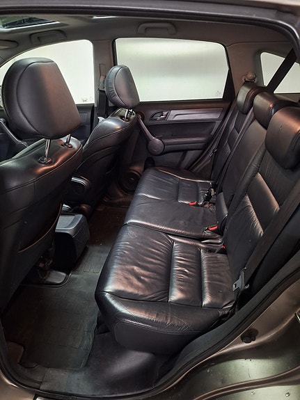 Honda CR-V 12 of 18