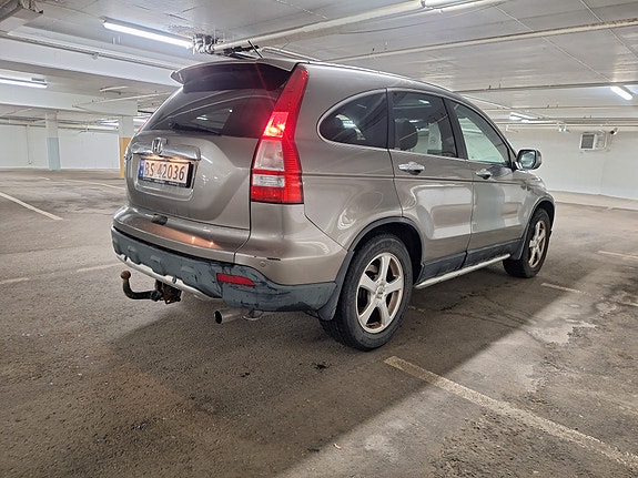 Honda CR-V 8 of 18