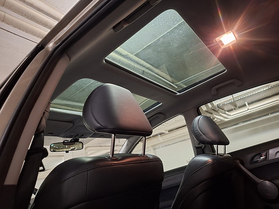 Honda CR-V 15 of 18