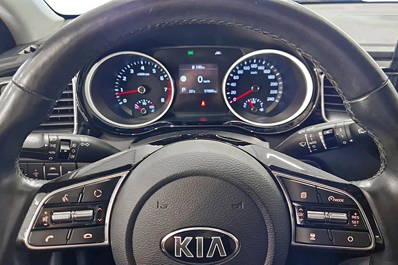 Kia Ceed 18 of 28