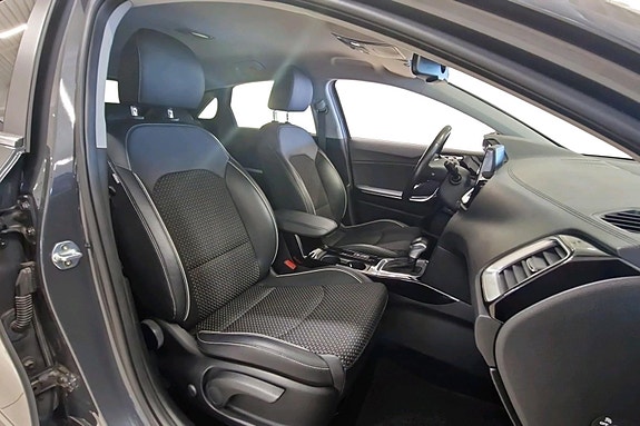 Kia Ceed 12 of 28