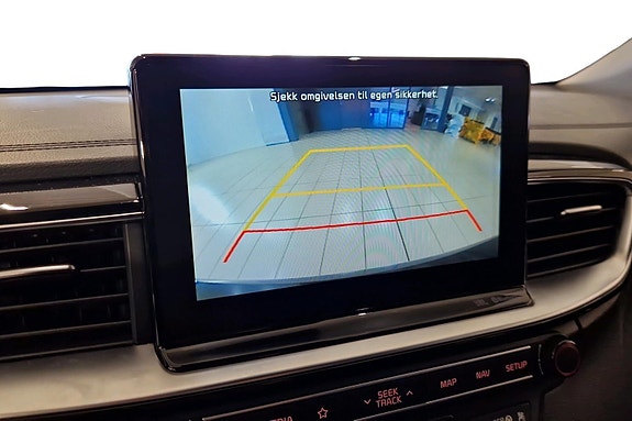 Kia Ceed 23 of 28