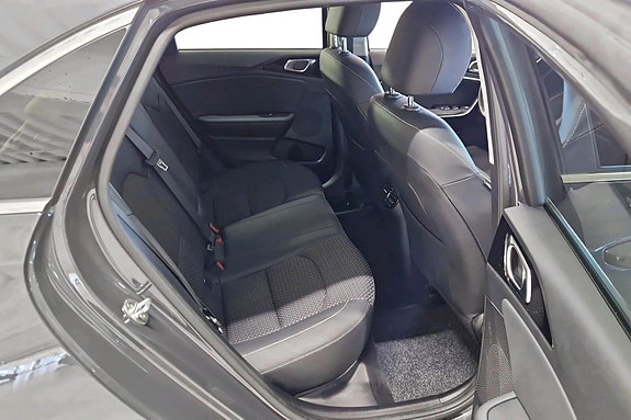 Kia Ceed 14 of 28